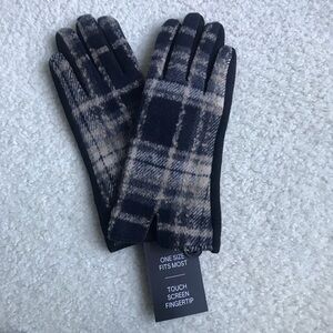 NWT Top It Off Plaid Touchscreen Gloves - One Size fits most